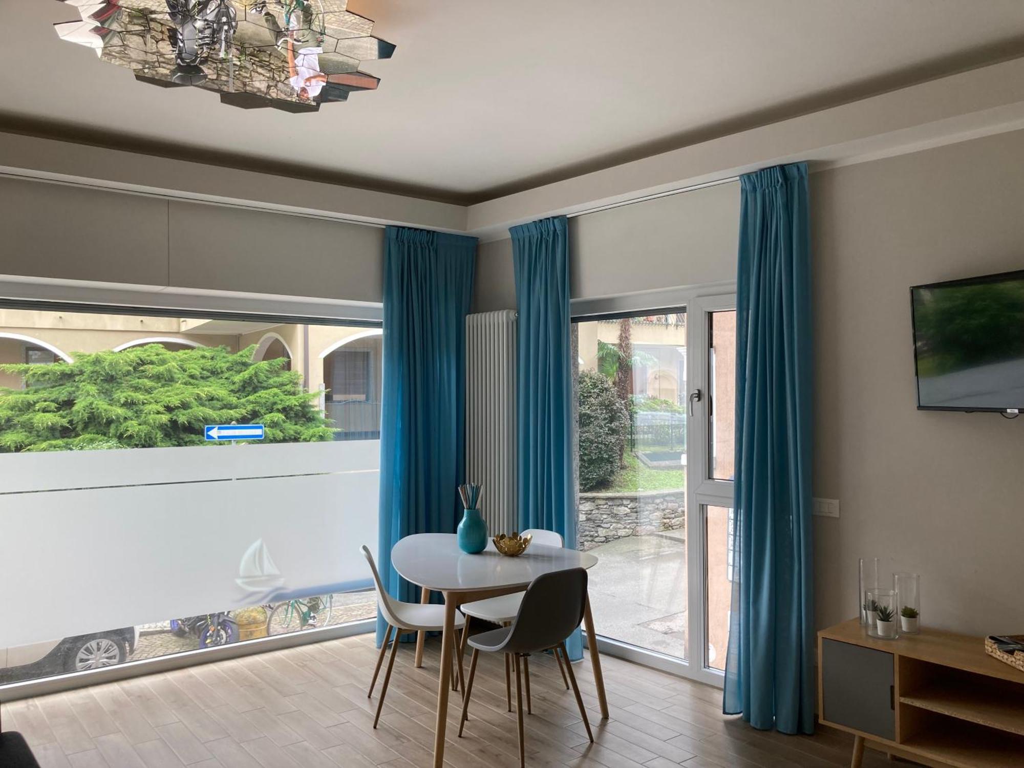 Appartement Lovingstresa In The Heart Of The Town *